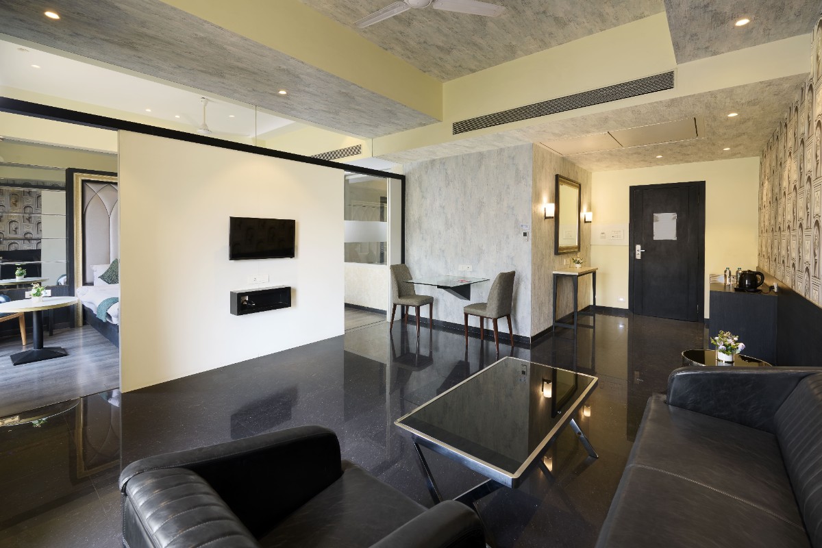 Suite room